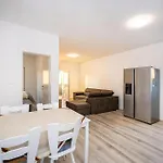 Stunning In Apartman